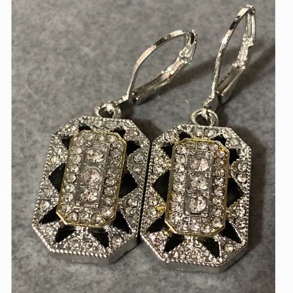 - 💖 Art deco Silver Tone  Diamond Pave geometric octagon drop earrings💖 - Picture 7 of 16